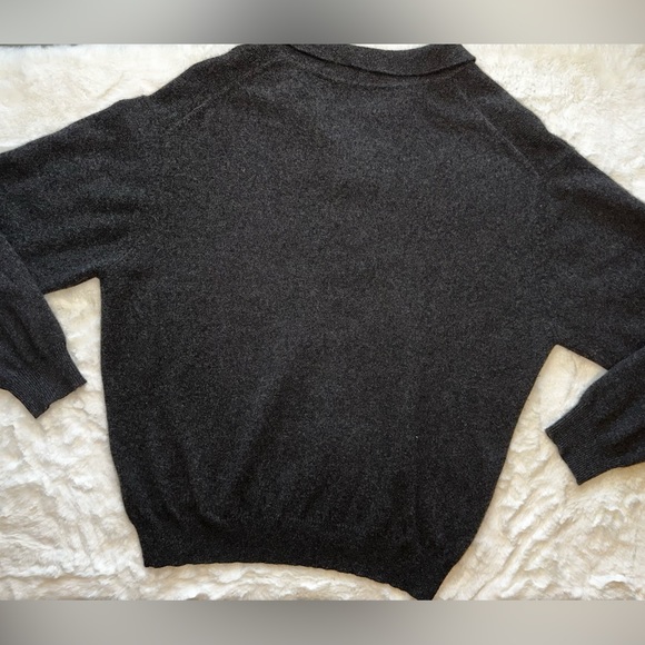 Woods & Gray 100% Cashmere Collared Sweater Dark Gray Size Large Fall Soft Cozy - Picture 3 of 6